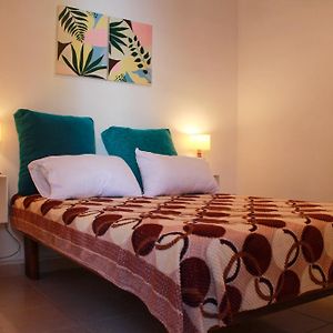 Casa Muy Comoda Y Luminosa